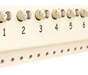 8 kanaowy panel z transformatorami wideo do szafy rack ewima d2c701bf412f4546bf60dbb39872eb93