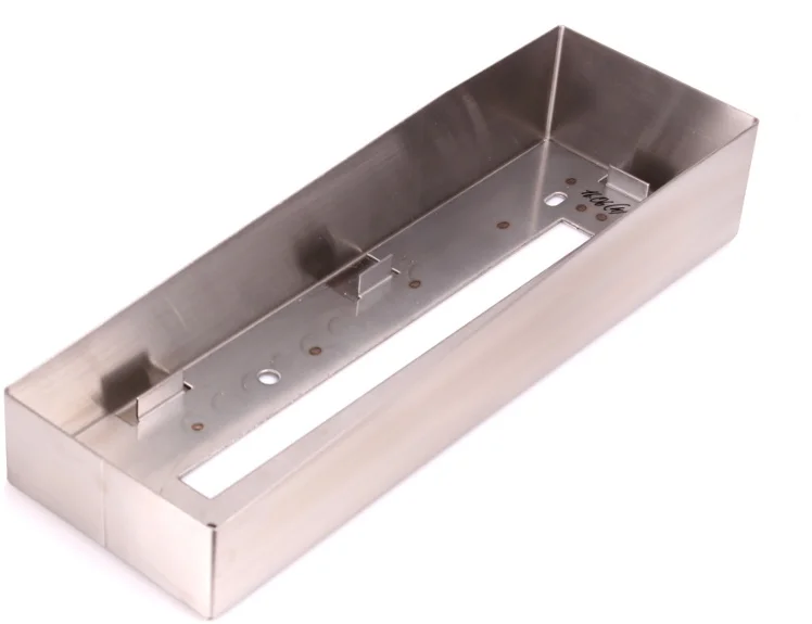 Puszka do montażu natynkowego
FAM-PRO/PV