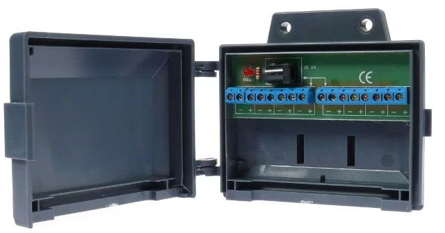 ROZGAŁĘŹNIK ZASILANIA
LZ-1
8 KANAŁOWY