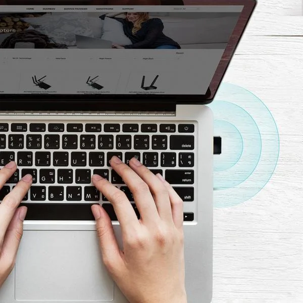 Dwupasmowa karta sieciowa dla szybszych połączeń bezprzewodowych