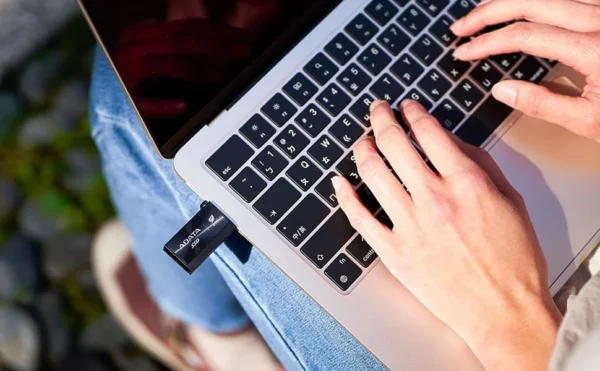 adata dysk zewnetrzny ssd sc730 512g usb 32ca 600600mbs czar 6d32c82e25324e2cb698249d269cf7ee