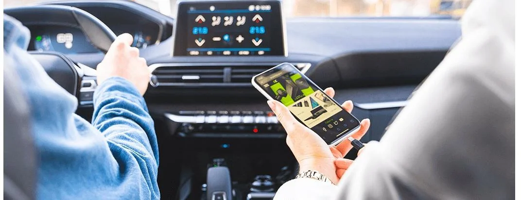 ŁADOWARKA SAMOCHODOWA Green Cell POWERRIDE 54W 3xUSB 18W ULTRA CHARGE CADGC01