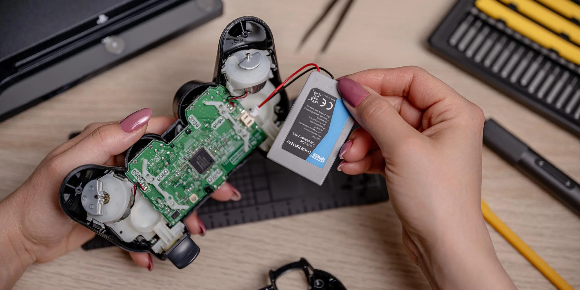 Akumulator Newell zamiennik LIP1359 do kontrolera DualShock 3 (PS3)