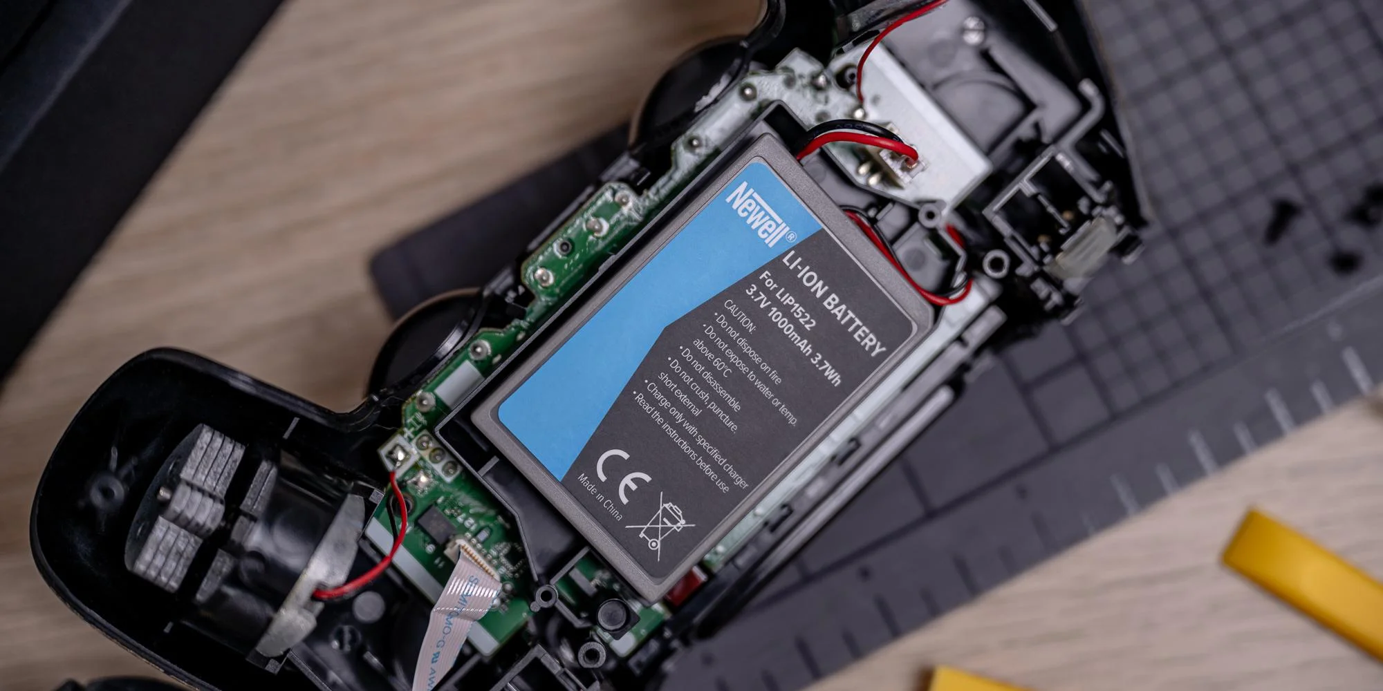 Akumulator Newell zamiennik LIP1522 do kontrolera DualShock 4 (PS4)