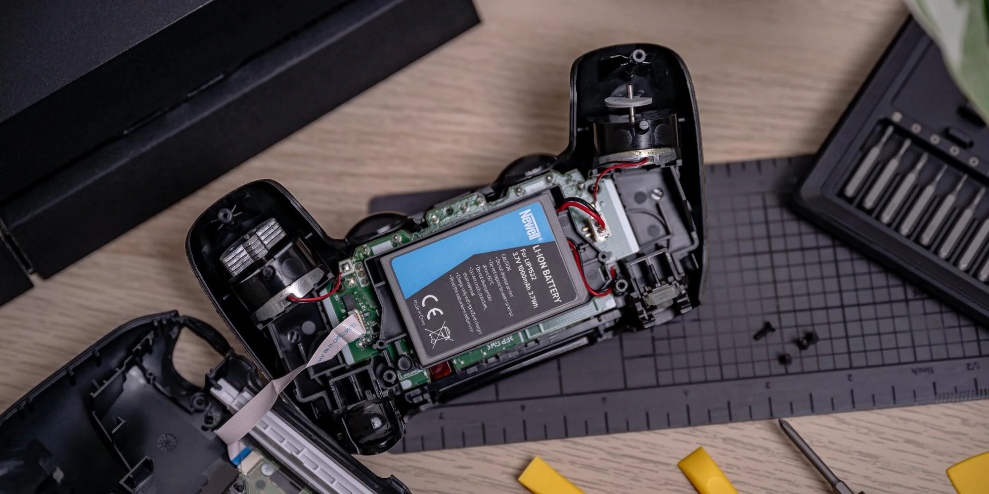 Akumulator Newell zamiennik LIP1522 do kontrolera DualShock 4 (PS4)