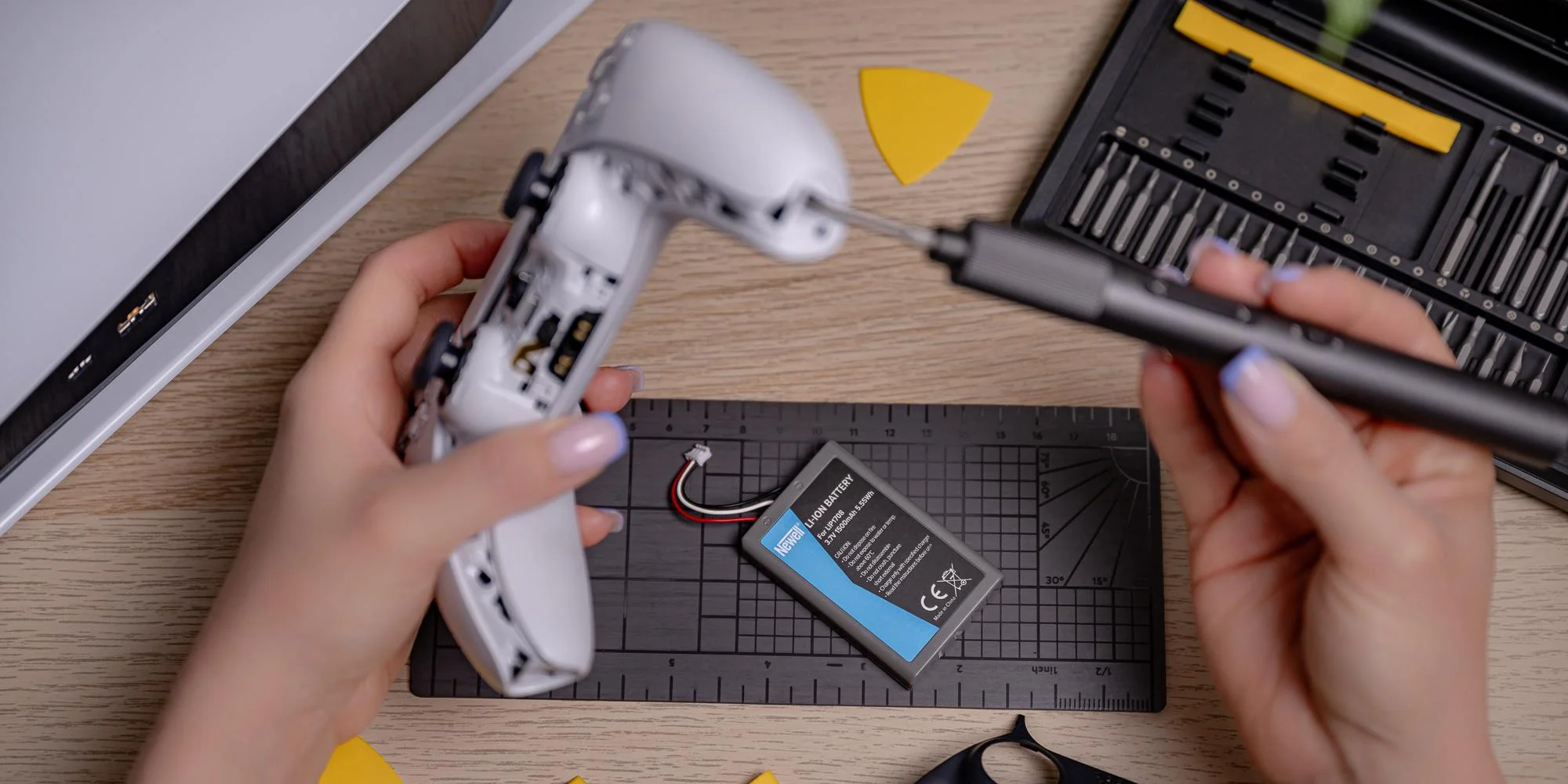 Akumulator Newell zamiennik LIP1708 do kontrolera DualSense (PS5)