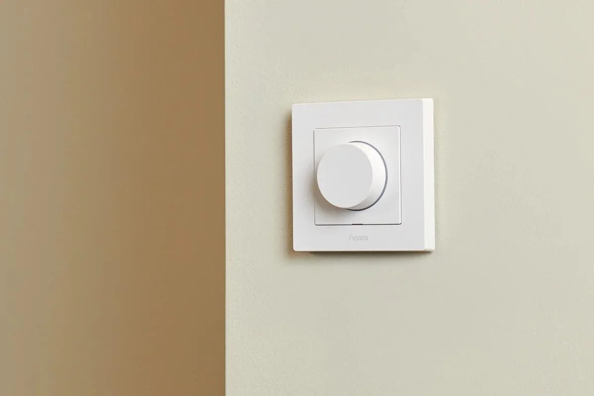 Inteligentny Ściemniacz Światła Zigbee z Pokrętłem – Aqara Dimmer Switch H2
