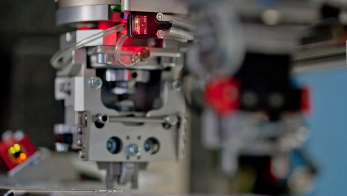 Bezprzewodowy regulator pokojowy bateryjny dopuszkowy czarny R-8PB PLUS Tech Sterowniki