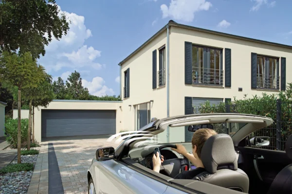 brama garazowa segmentowa renomatichormann z napedem prolift 039e32be6178460696bd908fcb601cb8