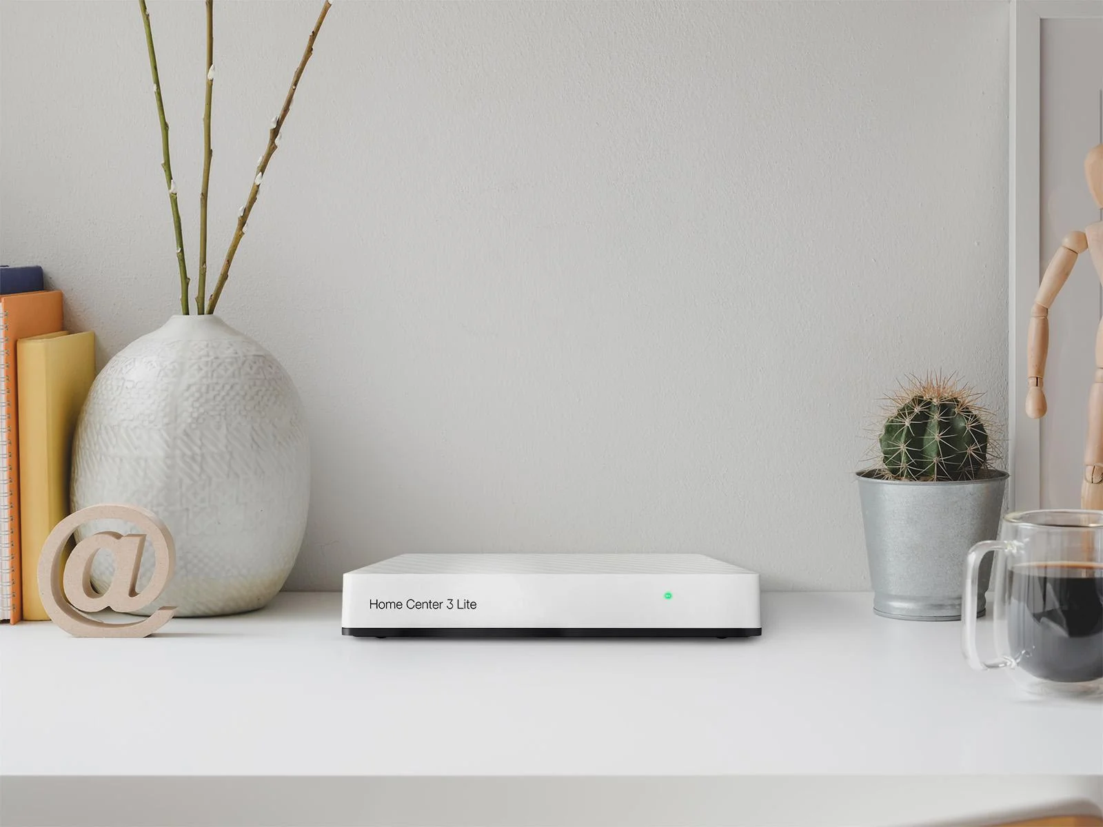 Bezpieczeństwo Twojej rodziny z Home Center 3 Lite