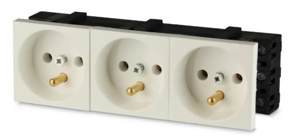 gniazdo 3m elektryczne potrojne e392090c40db44aab0dbe05b0e3f02d0