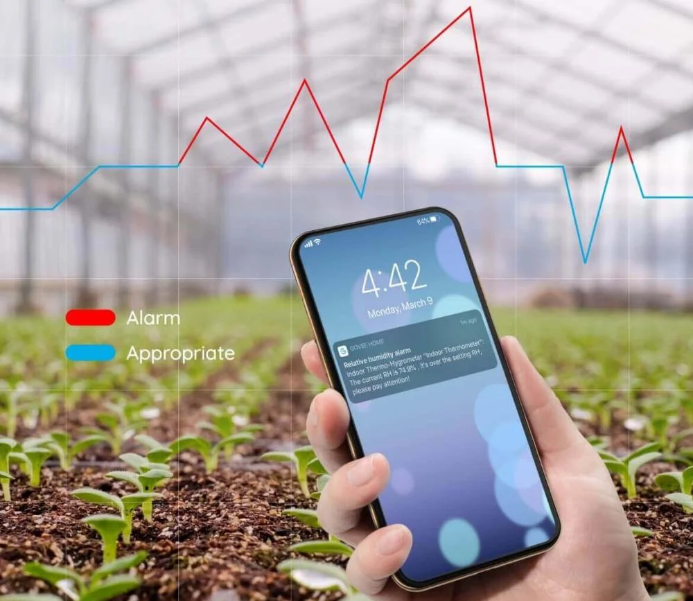 Alert przez aplikację