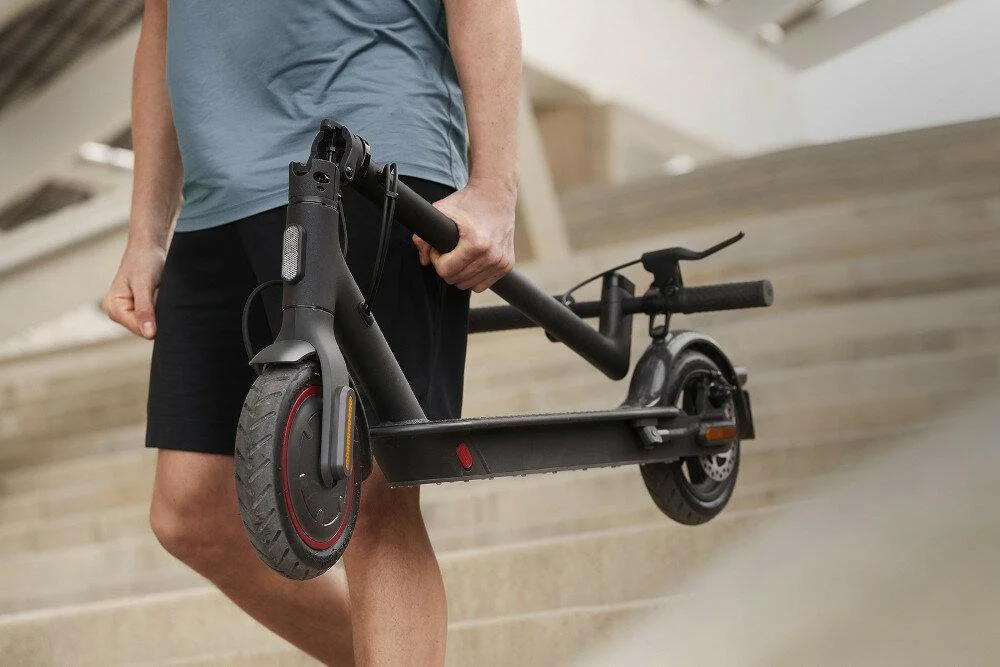 Xiaomi Mi Electric Scooter Pro 2 – hulajnoga elektryczna, którą złożysz w kilka sekund!