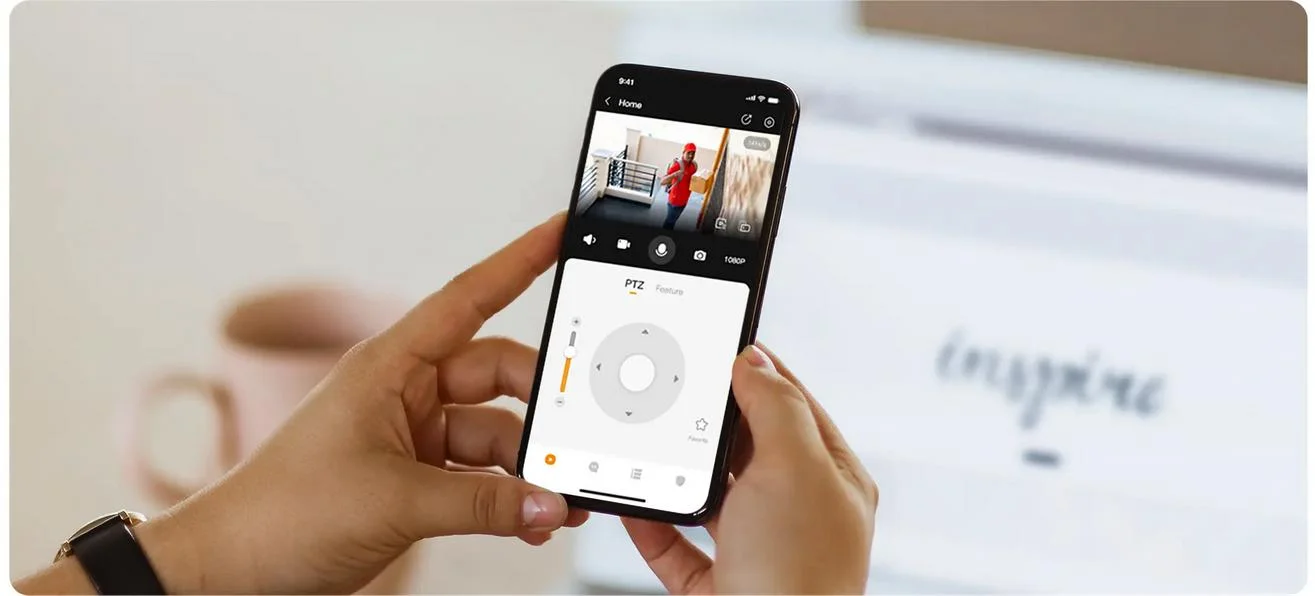 Dwukierunkowa rozmowa z wbudowanym zmieniaczem głosu