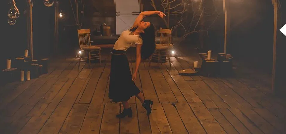 Wbudowane funkcje audio i oświetleniowe