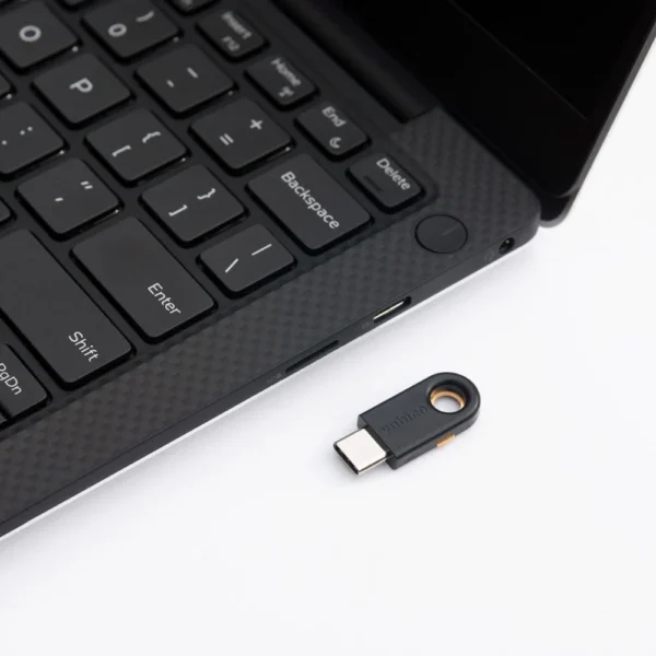 klucz sprzetowy yubico yubikey 5c u2f fido 6545e727cc0d4780917fbd5d58b4a1c8