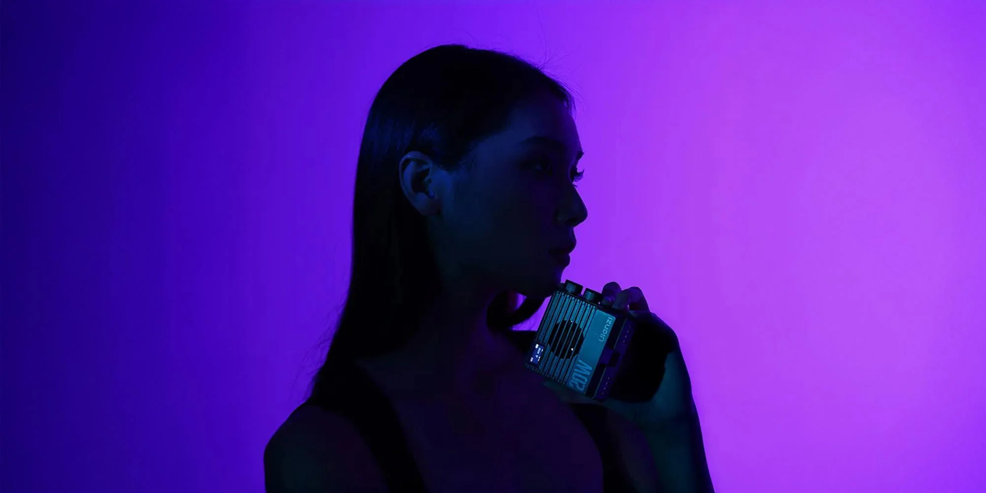 Lampa LED Ulanzi LE20 - RGB, WB (2500K - 9000K)