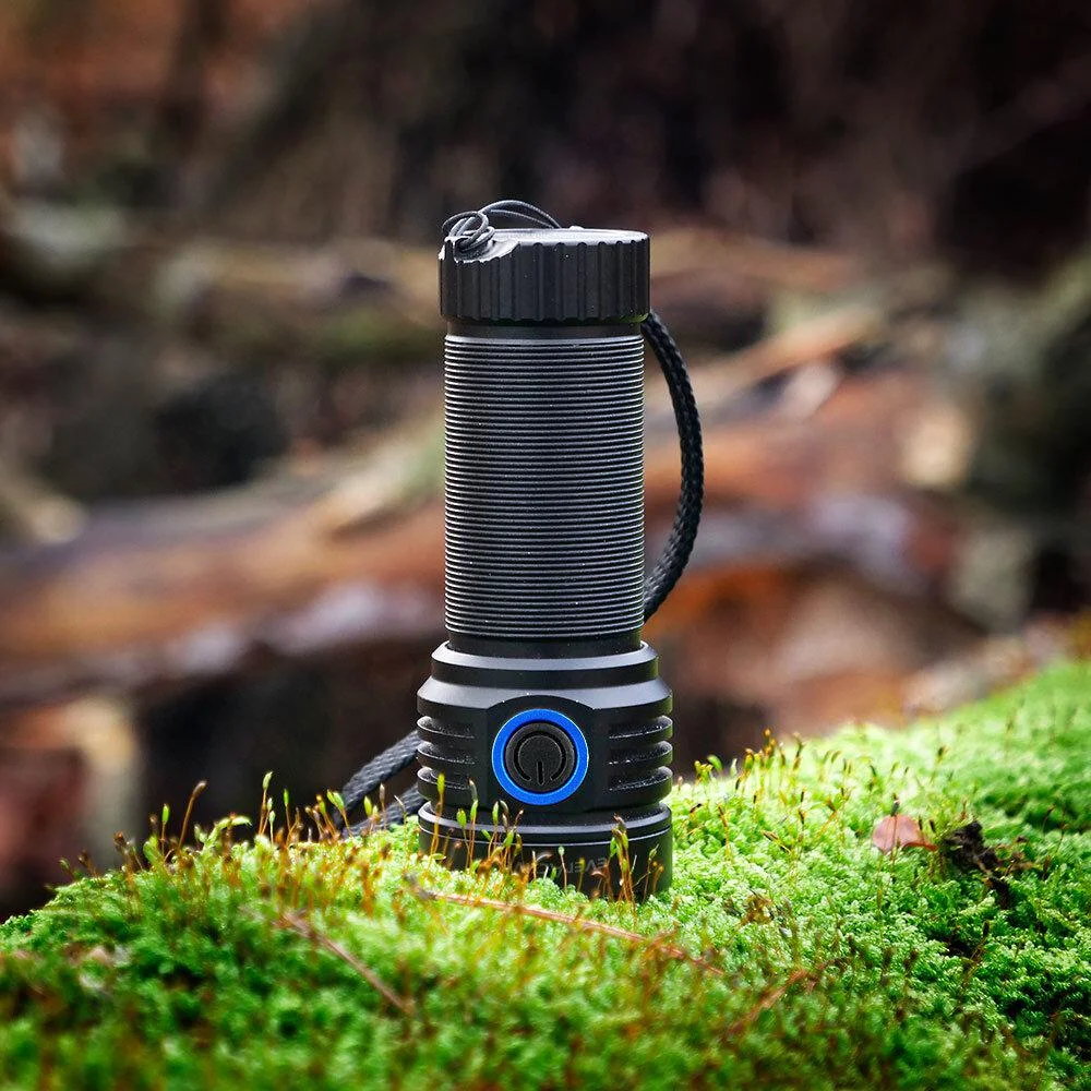 Latarka ręczna 3x Osram P9 10W LED everActive FL-3300R Luminator 3300 lumenów IPX4