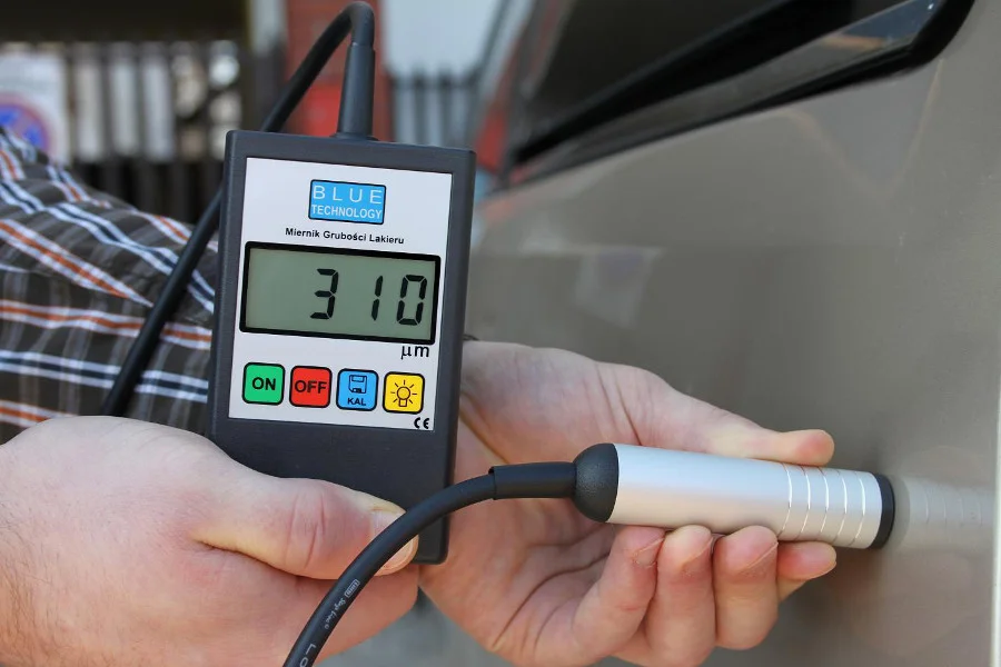Pomiar miernikiem lakieru MGR-11-S-FE - 310 µm - druga warstwa lakieru