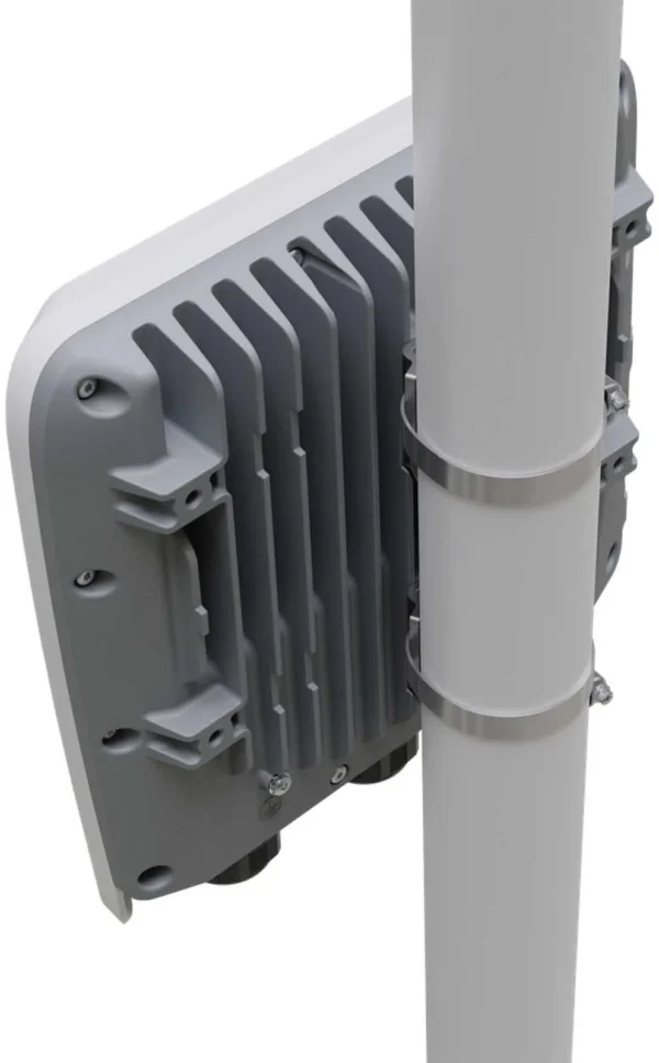 mikrotik routerboard rb5009uprsout 8f92b088c21e46ecb98b20309f9ae883