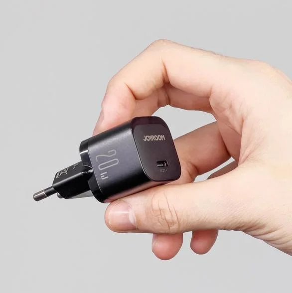 Mini ładowarka sieciowa Joyroom JR-TCF02 20W PD 3.0 QC 3.0 1x USB-C czarna