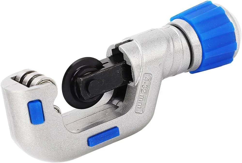 Nóż do rur miedzianych 4-32mm - główne zalety ręcznego obcinacza do rur miedzianych / aluminiowych: