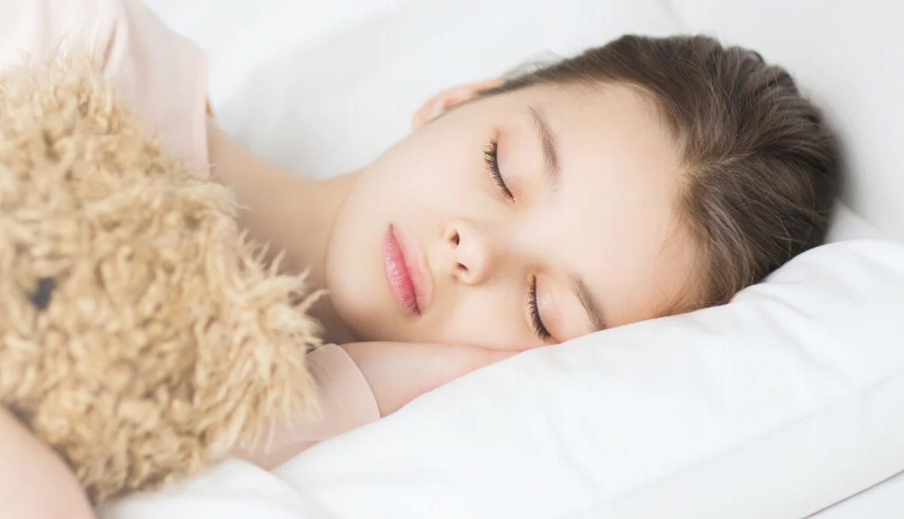 Oczyszczacz powietrza z nawilżaczem Rotenso Ione I31W R10 - spokojny sen, dzięki trybowi SLEEP urządzenia!