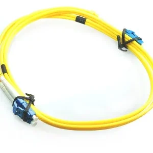 patchcord swiatowodowy sm scupc lcupc duplex 1m 7f8f02bdd80b491c8fa2cf5c31f7d6d2