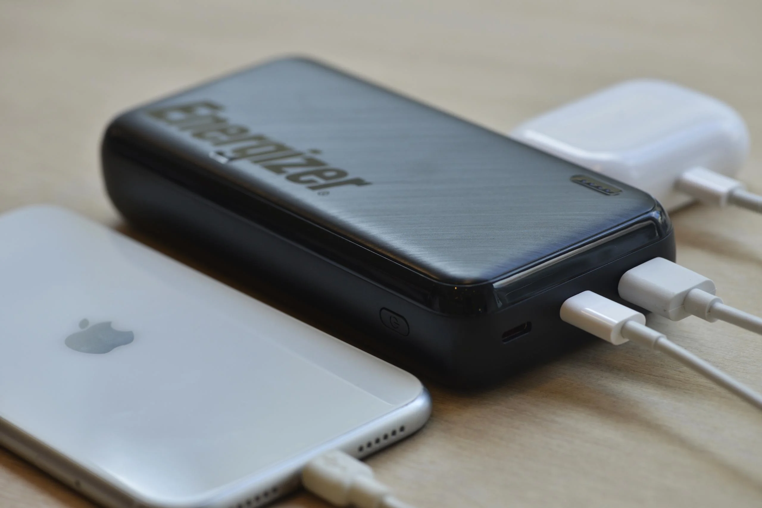 Powerbank Energizer 20000mAh 22.5W PD 2x USB-C 1x USB-A UE20055PQ