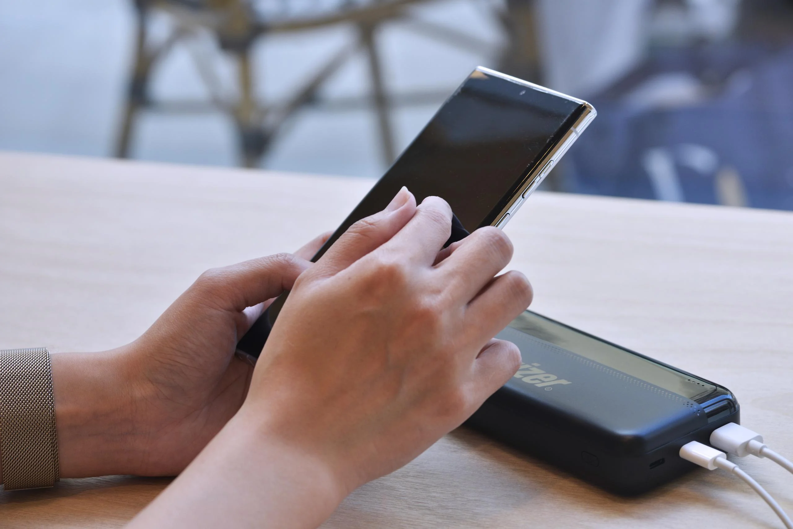 Powerbank Energizer 30000mAh 15W 2.1A 2x USB-C 1x USB-A UE30050CC