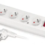 przeduzacz z pieciokrotnym gniazdem z wyacznikiem 3x2pz 10a 577ca635abfa4237ad2beff60b853c74