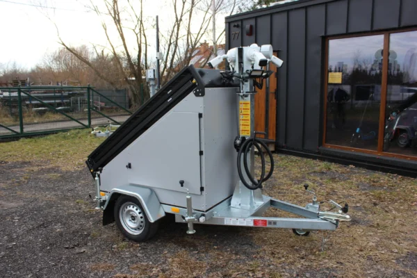 przyczepa do monitoringu pv3 z zabudowa z systemem na fotowo da483149402e4f10b96fb353d47d7fe5