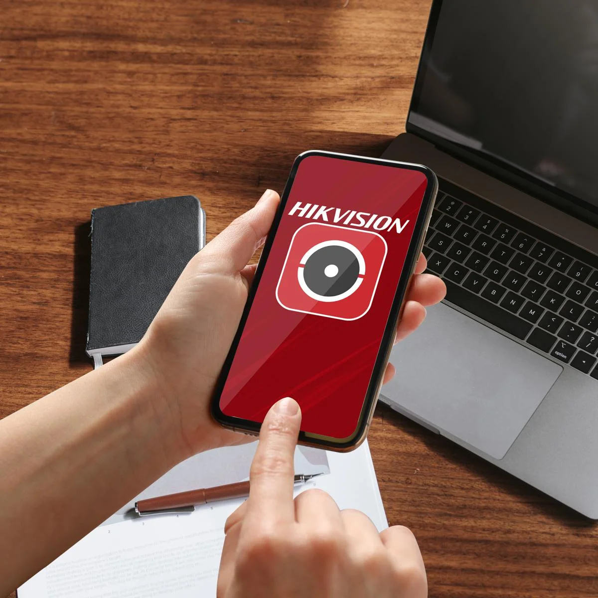 Rejestrator 4 kanałowy 4w1 Hilook by Hikvision 2MPx SSD-DVR-2MP kompatybilny z aplikacją mobilną Hik-Connect