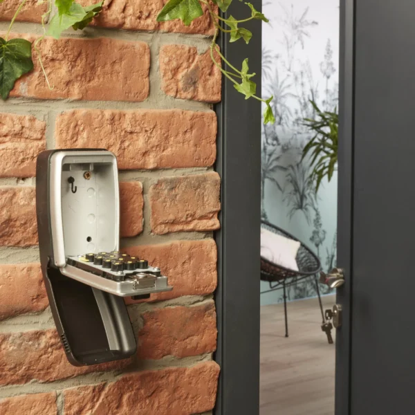 skrytka na klucze z szyfrem master lock 5423eurd 88e7e85dcf20499793417b0d54d52a6f