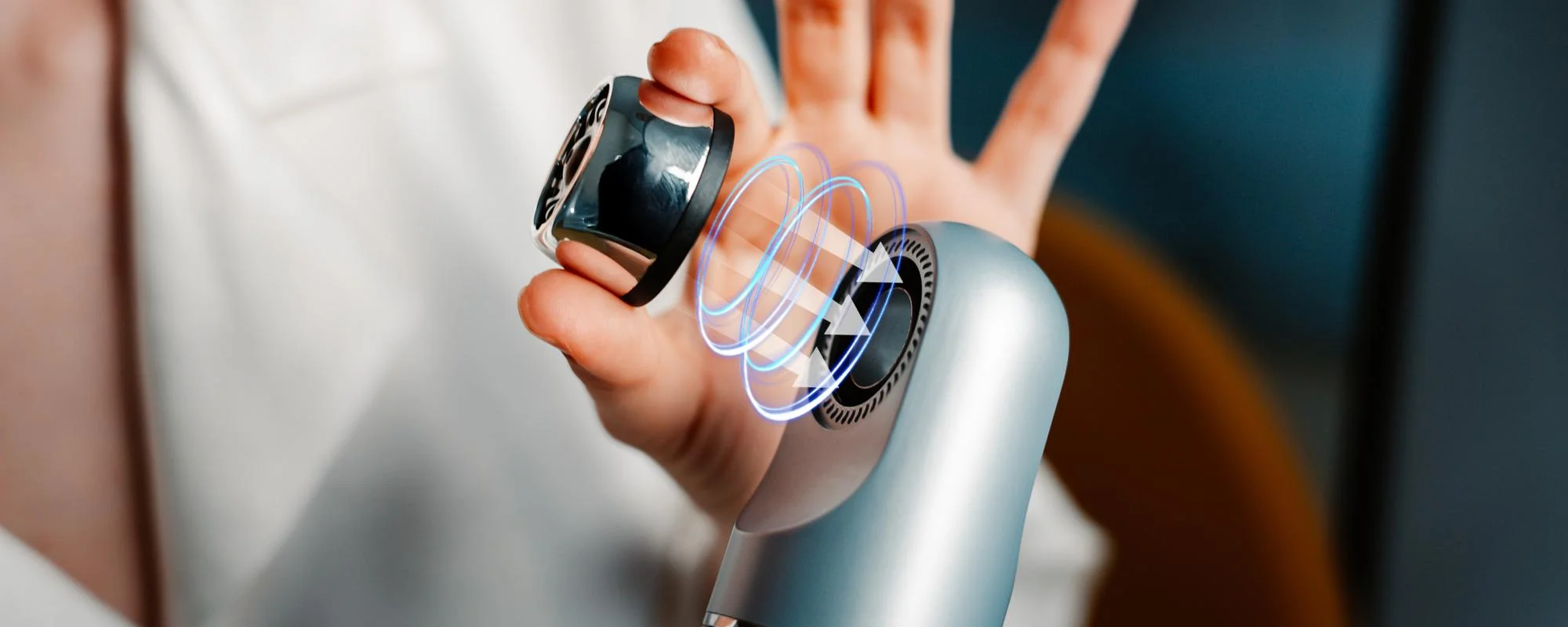 Suszarka do włosów z funkcją jonizowania Humanas AirTouch HD-AT05 - fioletowa