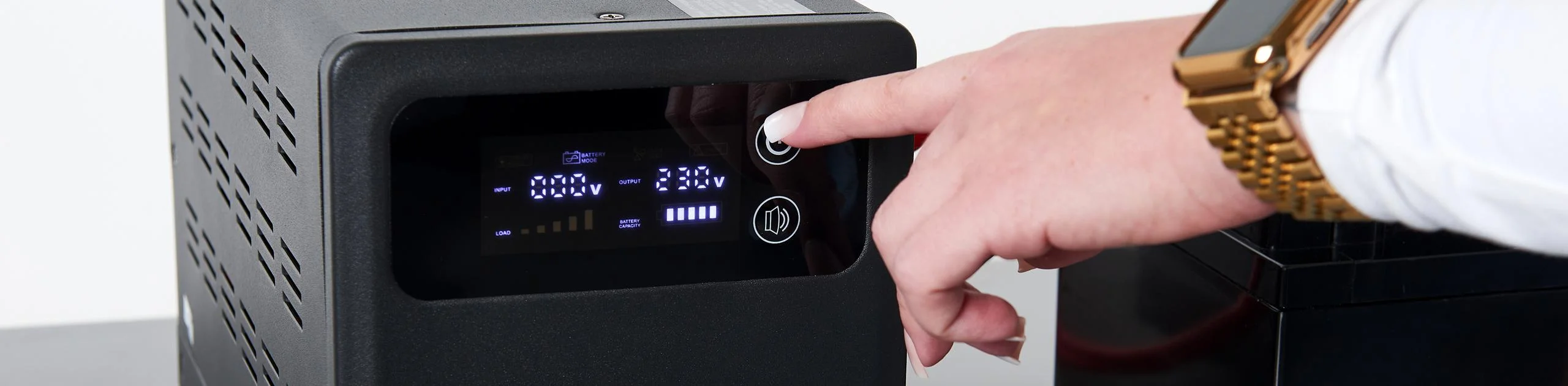 UPS ZASILACZ AWARYJNY Greencell PowerCore 1200VA 800W AVR 12VDC LCD