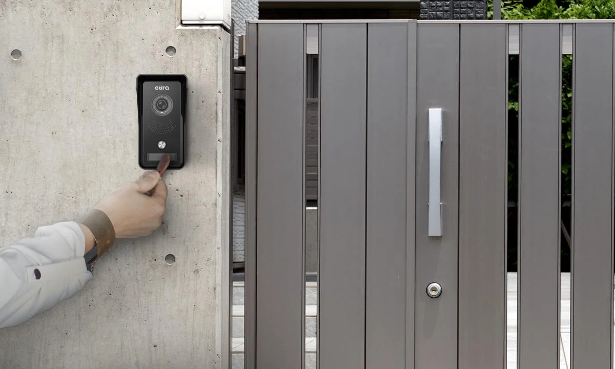 Jednorodzinny zestaw wideodomofonowy Eura VDP-76A3 - Prosty wideodomofon, wygoda i bezpieczeństwo!