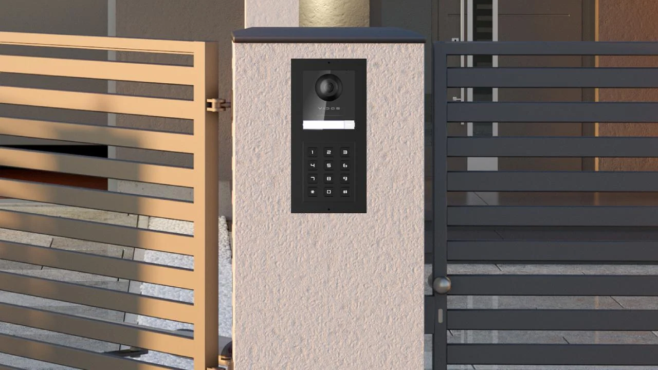 Poznaj korzyści płynące z wyboru jednolokatorskiego zestawu wideodomofonowego IP VIDOS ONE X160 / M2010 opartego na modułach A2000-G i A2000-D