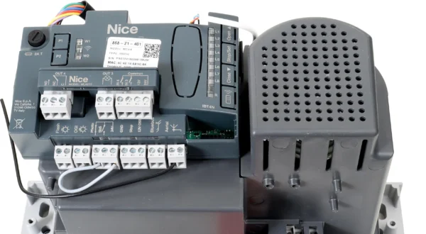 zestaw nice robus 600 hi speed mygo do bram przesuwnych f9be94917db3411ba4404e8f71728a91