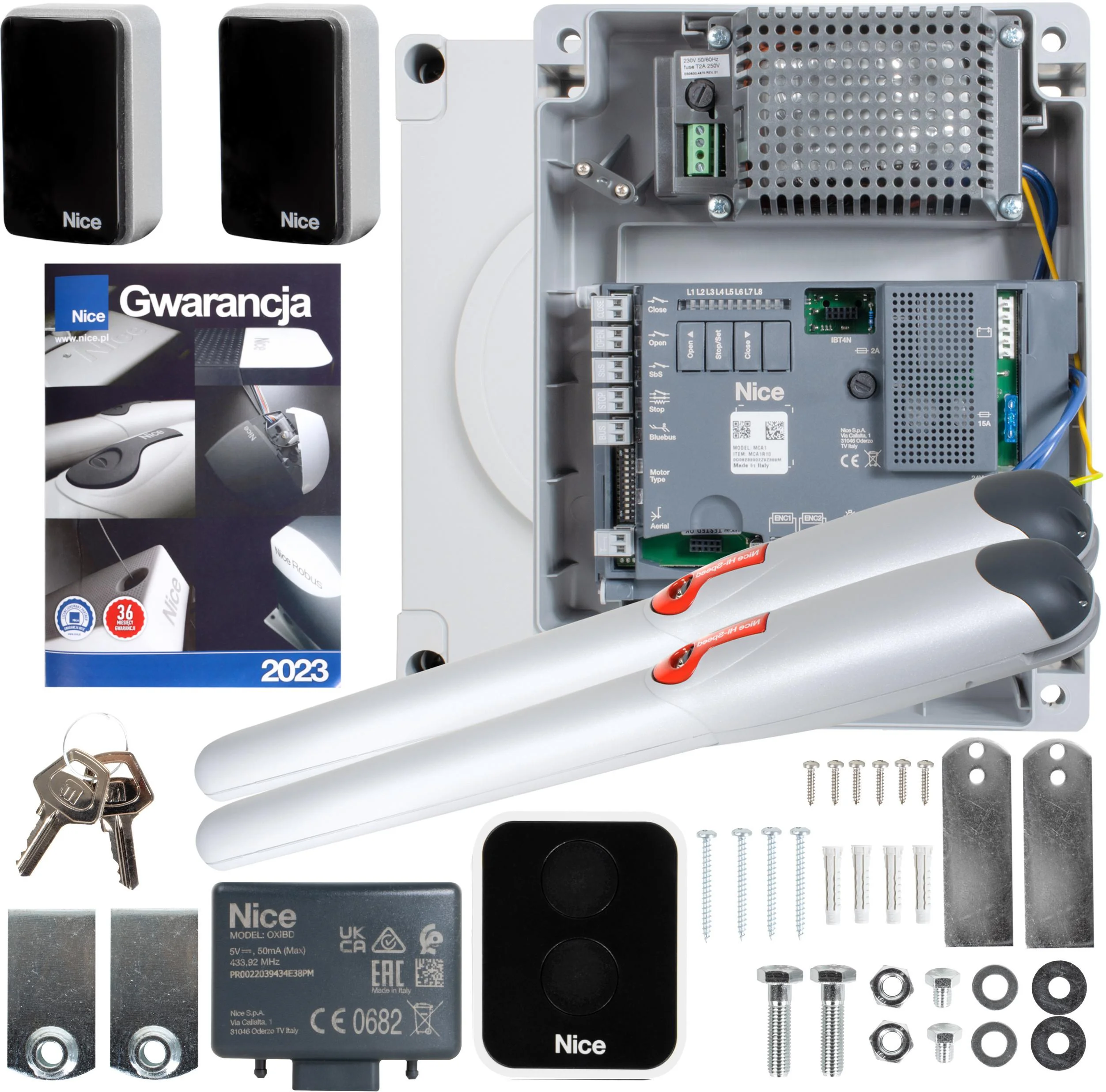 W skład zestawu wchodzi: